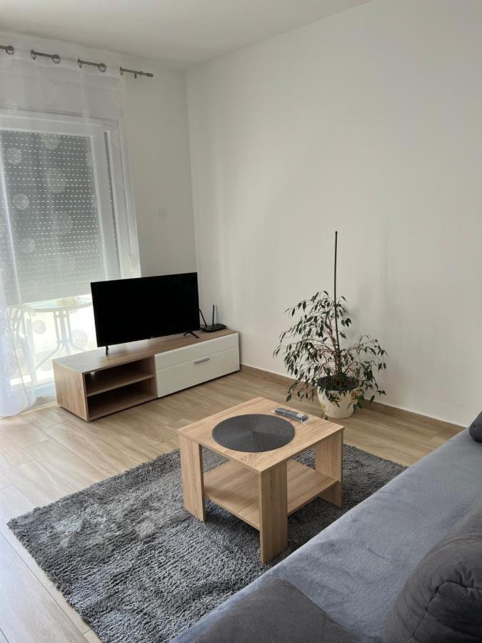 Apartment Sunrise With Private Parking PUY 외부 사진